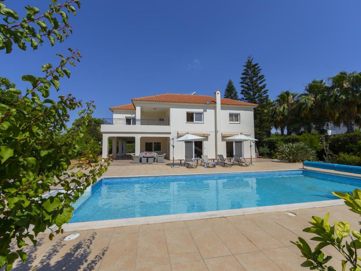 Вілла Meneou Seaside Mansion 7 Ларнака Екстер'єр фото